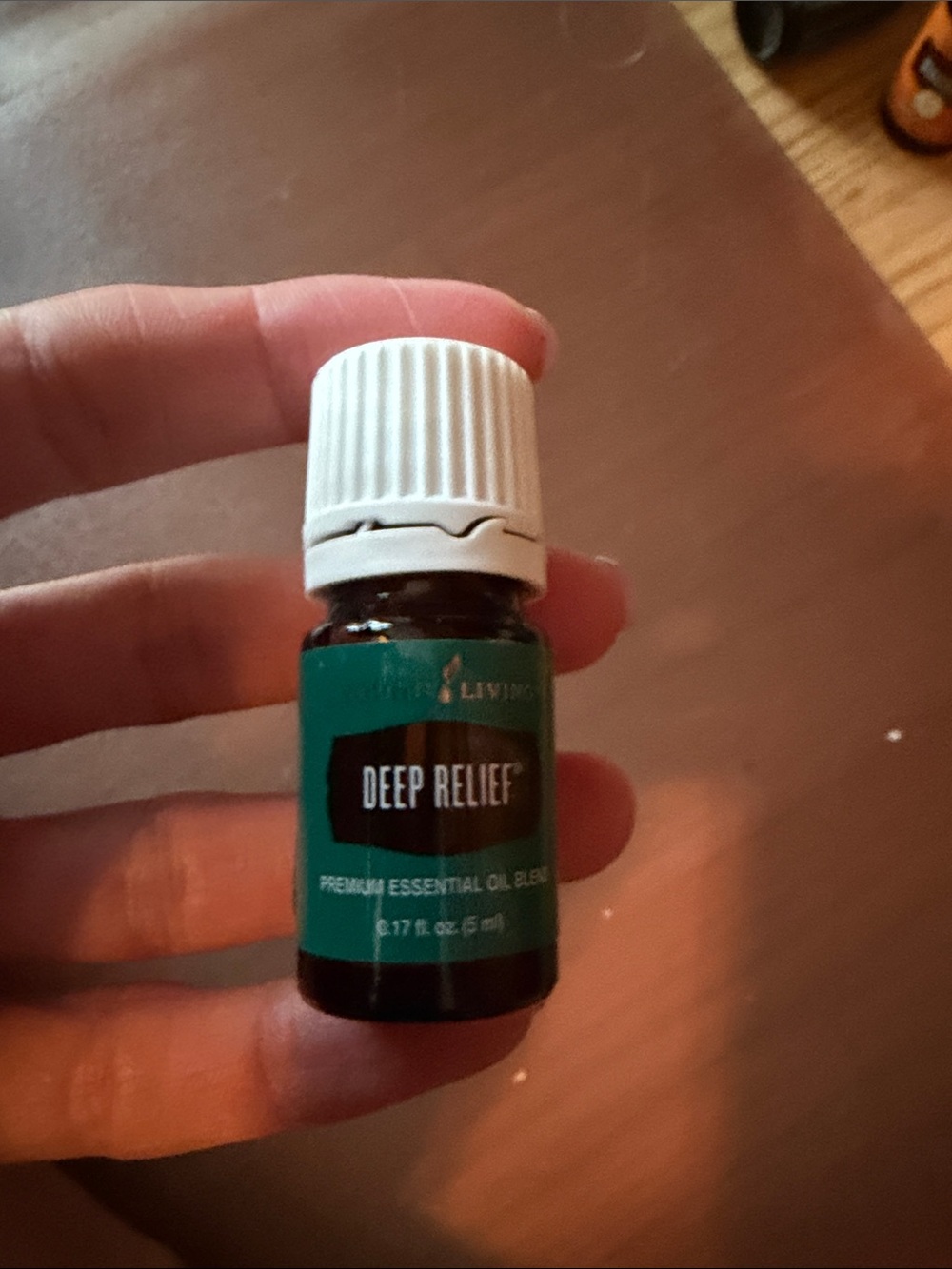 Young Living Deep Relief Essential Oil Blend - Green & White